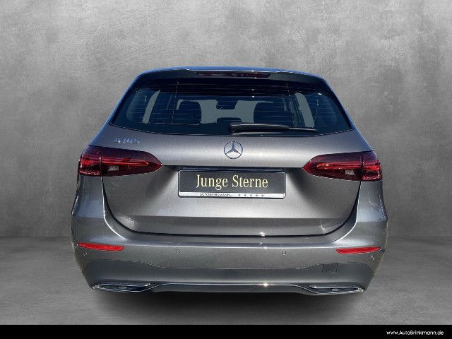 Mercedes-Benz B 180 Sedan