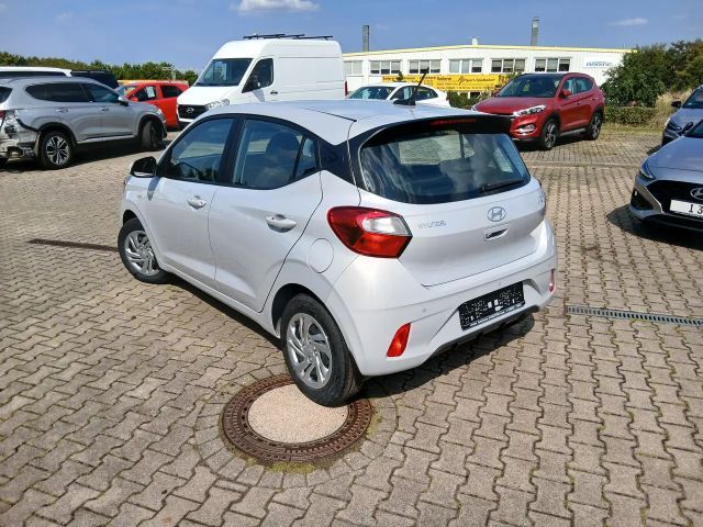 Hyundai i10 1.0