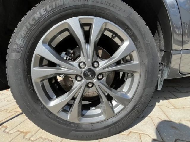 Ford Kuga Plug in Hybrid ST Line X