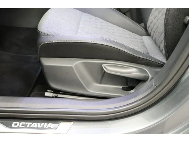 Skoda Octavia 2.0 TDI Combi Sportline