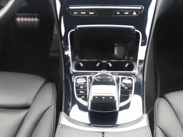 Mercedes-Benz C 180 AMG Line Sedan