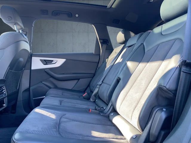 Audi Q7 55 TFSI Quattro