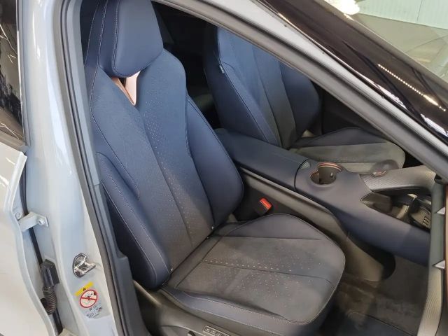 Cupra Tavascan Adrenaline