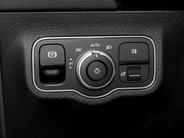 Mercedes-Benz GLB 200 GLB 200 d