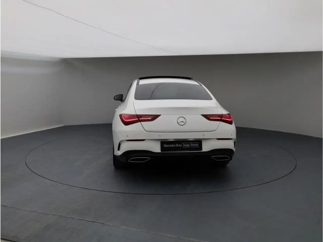 Mercedes-Benz CLA 200 AMG Line Coupé