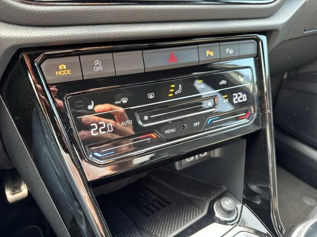 Volkswagen T-Roc 1.5 TSI DSG R-Line