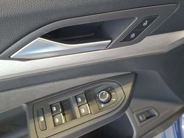 Volkswagen Golf Business DSG Variant