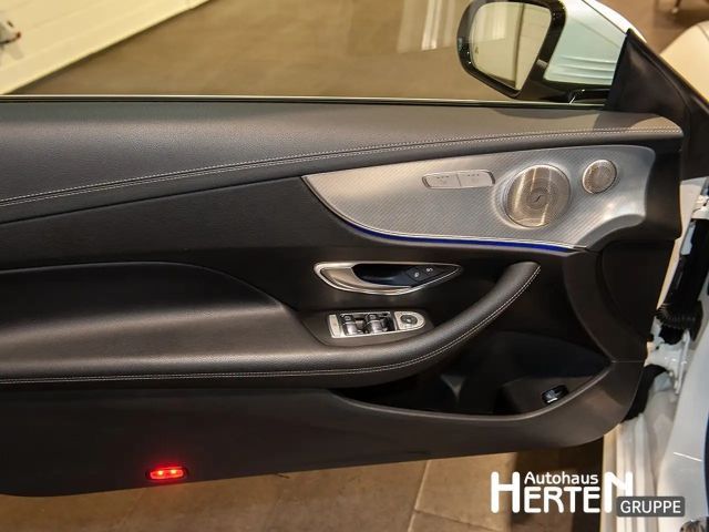 Mercedes-Benz E 300 AMG Line Cabriolet