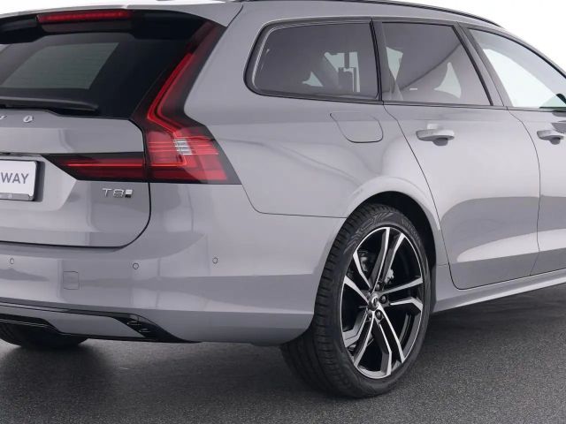 Volvo V90 AWD T8