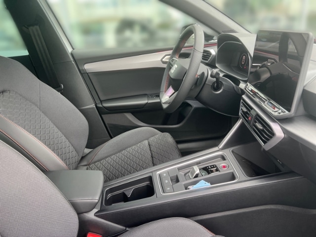 Seat Leon 1.5 eTSI Black DSG