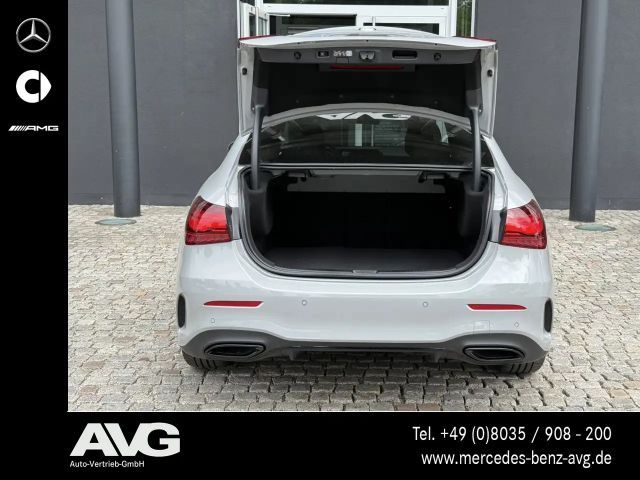 Mercedes-Benz A 200 AMG Line