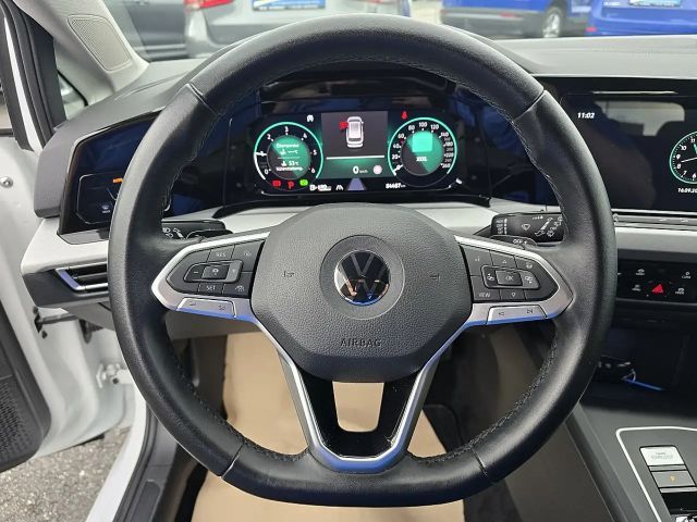 Volkswagen Golf DSG Life Variant