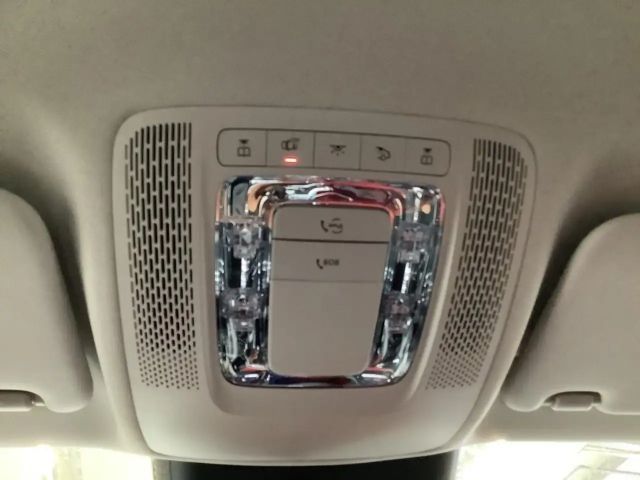 Mercedes-Benz GLA 180 Progressive