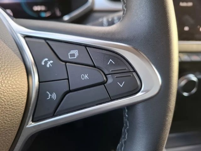 Renault Captur E-Tech Intens