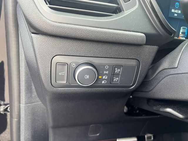 Ford Kuga Hybrid ST Line X