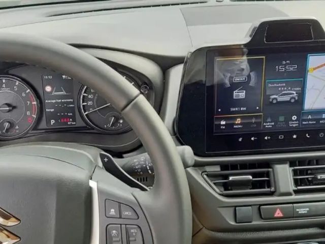 Suzuki S-Cross Hybrid