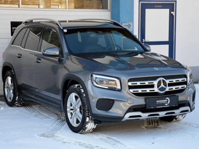 Mercedes-Benz GLB 200 4MATIC GLB 200 d
