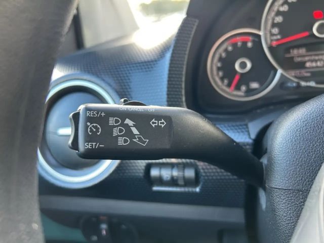 Volkswagen up! 1.0 ''X-tra'' (Kamera/4-türig/ Maps&More)