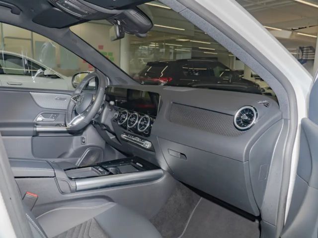 Mercedes-Benz B 180 Progressive