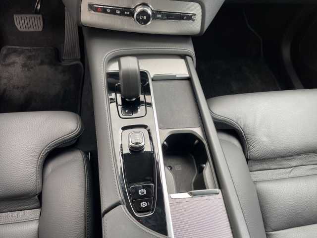 Volvo XC90 AWD Dark Plus T8