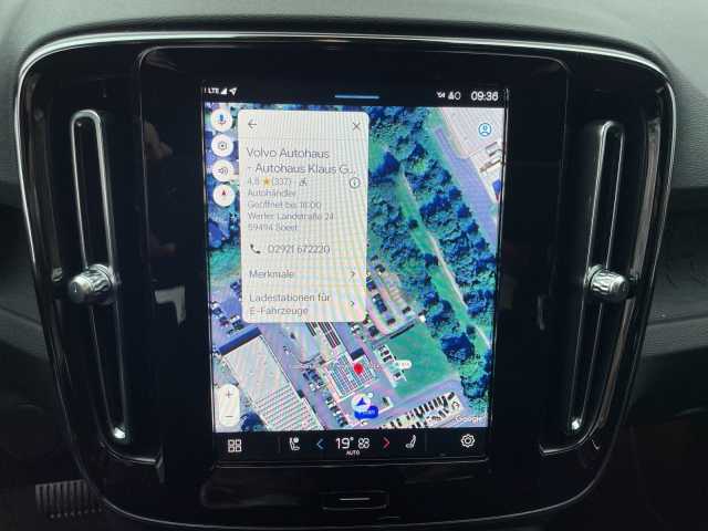 Volvo XC40 Core Recharge