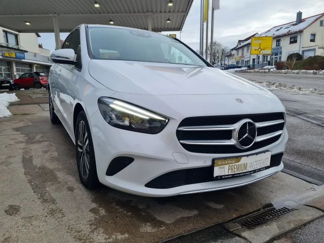 Mercedes-Benz B 200 B 200 d Business Line