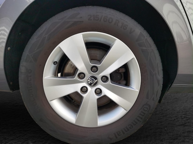 Skoda Superb 1.5 TSI Ambition Combi