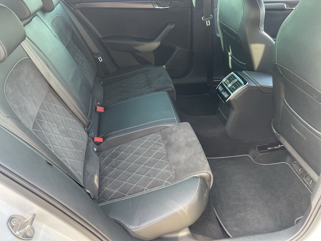 Skoda Superb 4x4 Combi Sportline