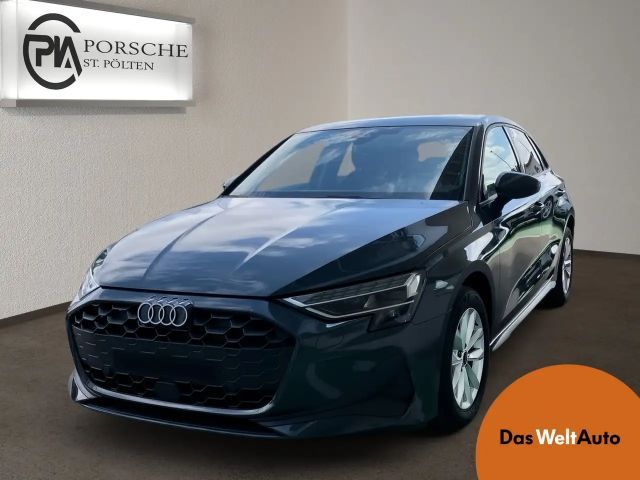 Audi A3 30 TFSI Sedan