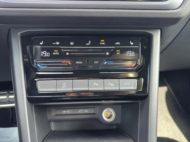 Volkswagen Touran 1.5 TSI DSG R-Line