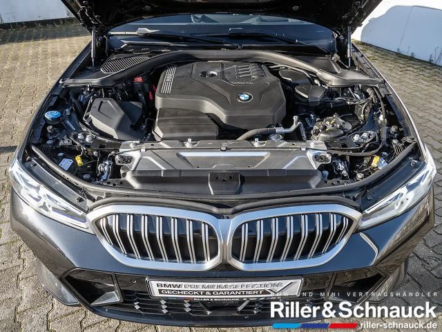 BMW 320 320i M-Sport Touring