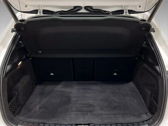 Mercedes-Benz EQA 350 4MATIC AMG Line