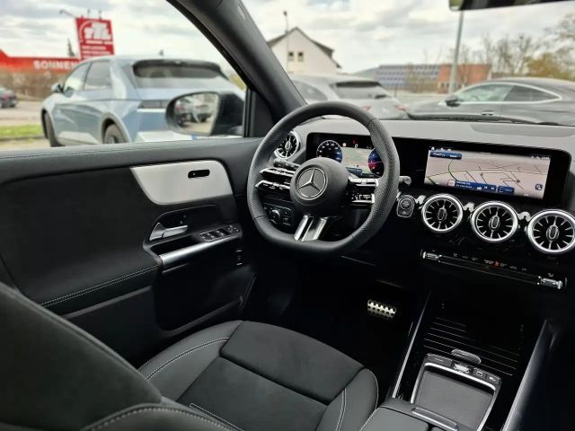 Mercedes-Benz GLA 220 4MATIC AMG Line