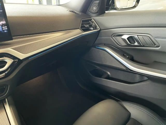 BMW 320 320d M-Sport Touring xDrive