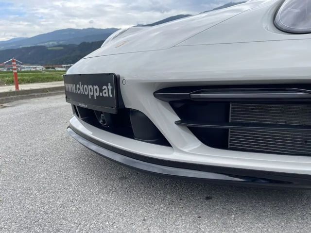 Porsche 911 4 Cabrio Carrera GTS