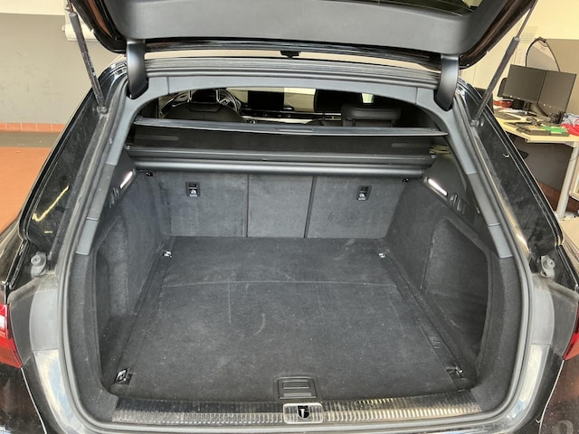 Audi A4 40 TDI Avant S-Line S-Tronic