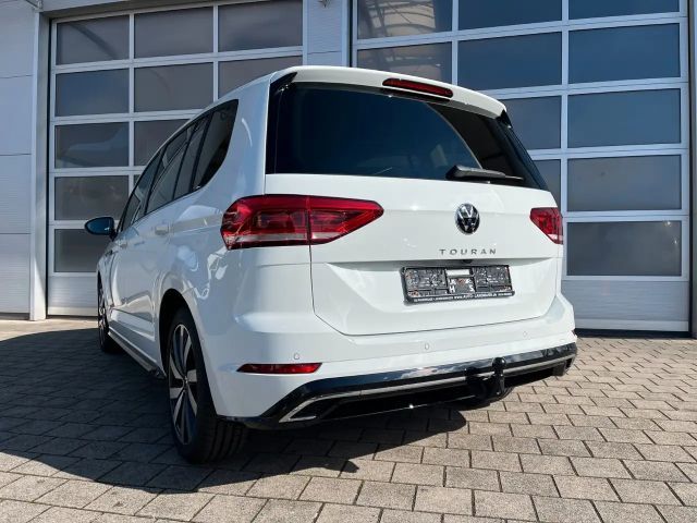 Volkswagen Touran 1.5 TSI DSG R-Line