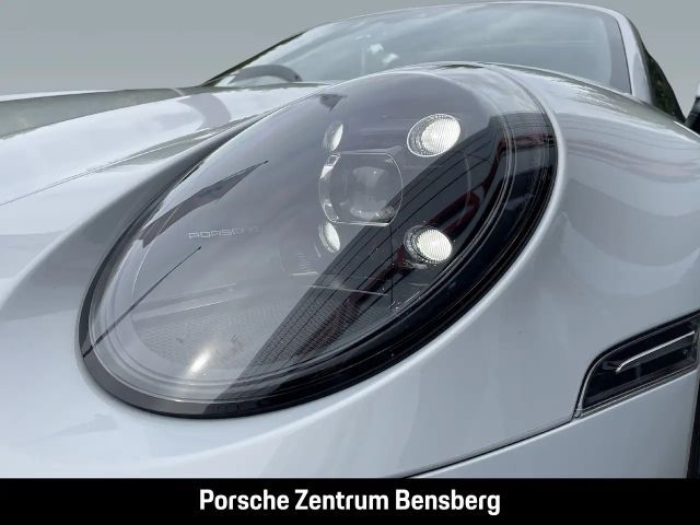 Porsche 992 4 Cabrio GTS Targa