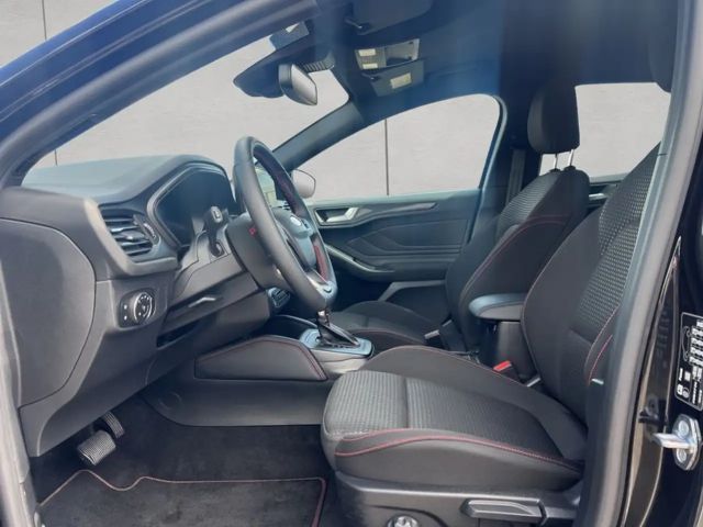 Ford Focus ST Line Wagon