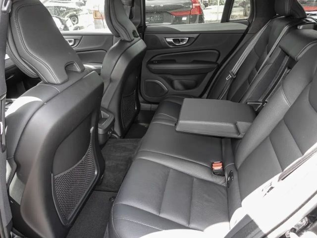 Volvo V60 Cross Country AWD Plus