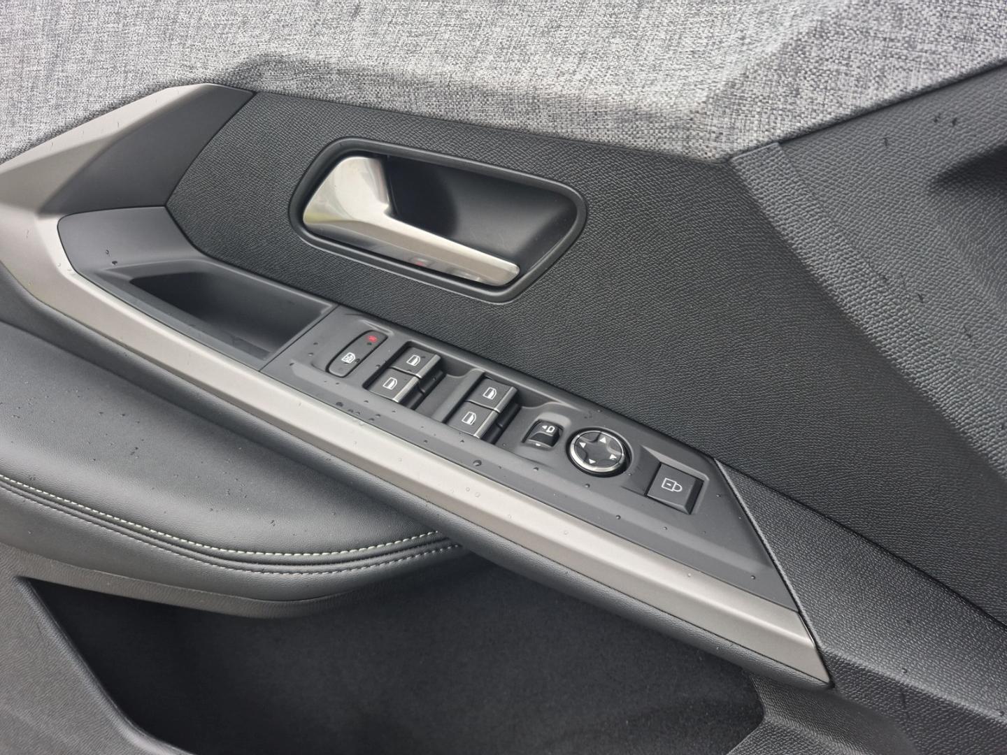 Peugeot 5008 GT-Line Hybrid