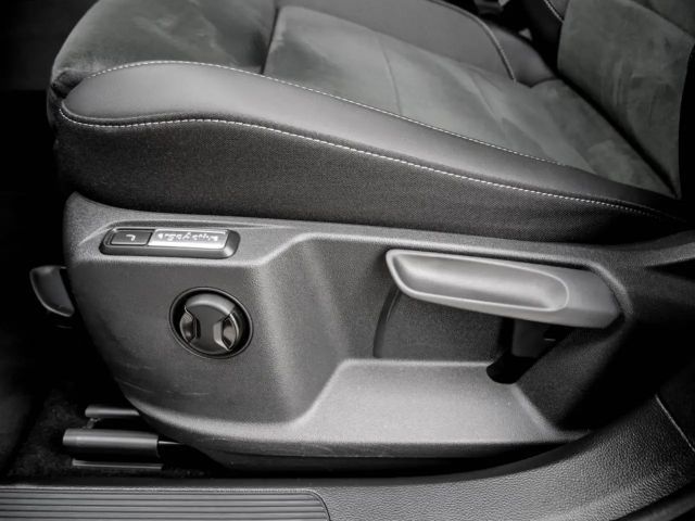 Volkswagen T-Roc 1.5 TSI DSG Style