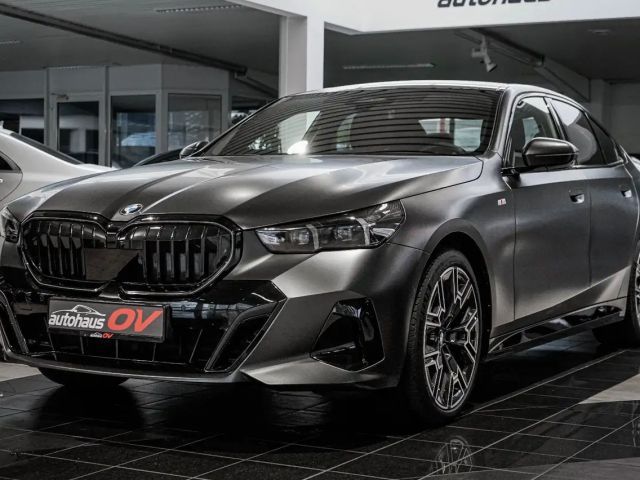 BMW 520 520d M-Sport Sedan xDrive