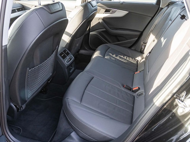 Audi A4 40 TFSI Avant Quattro S-Tronic