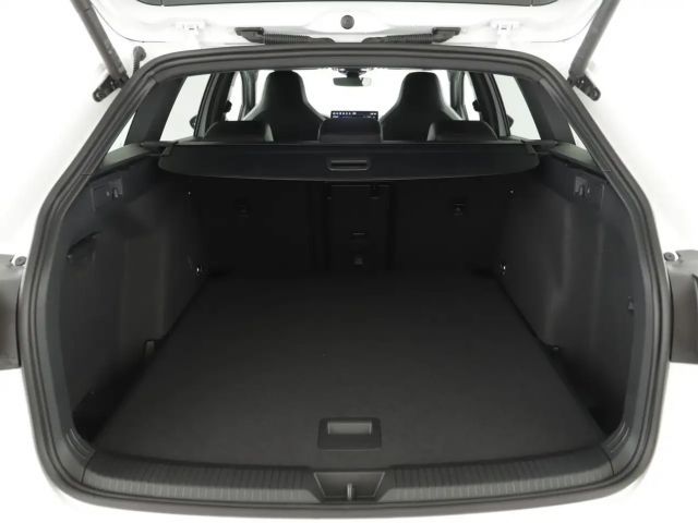 Volkswagen Golf DSG R-Line Variant