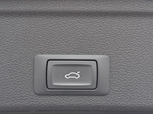 Audi A4 40 TDI Avant Quattro S-Line S-Tronic