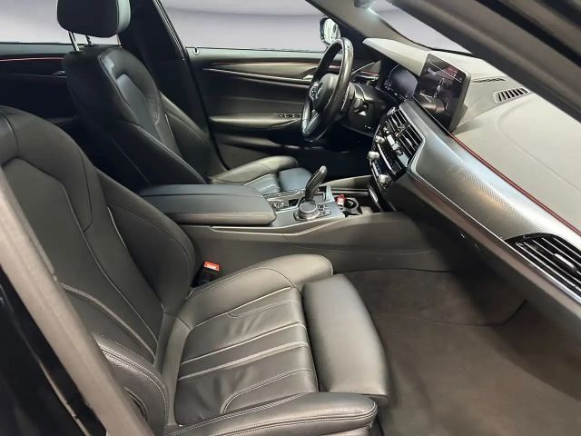 BMW 520 520d M-Sport xDrive