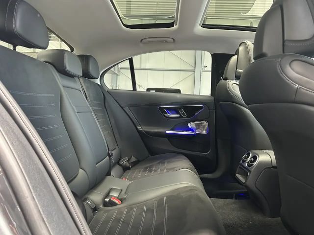 Mercedes-Benz C 300 AMG Line C 300 d Sedan