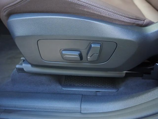 BMW X1 xDrive23d xLine Head-Up DrivingPro 360Kamera Harma