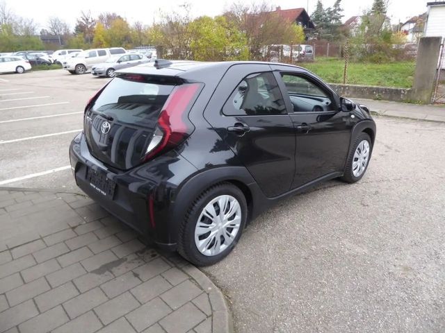 Toyota Aygo X Hatchback Play VVT-i